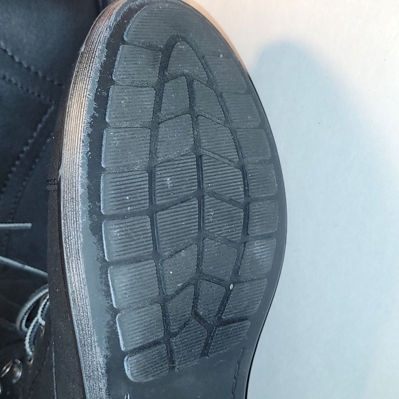 Cliffs by White Mountain 👢 Boots - Picture 10 of 12